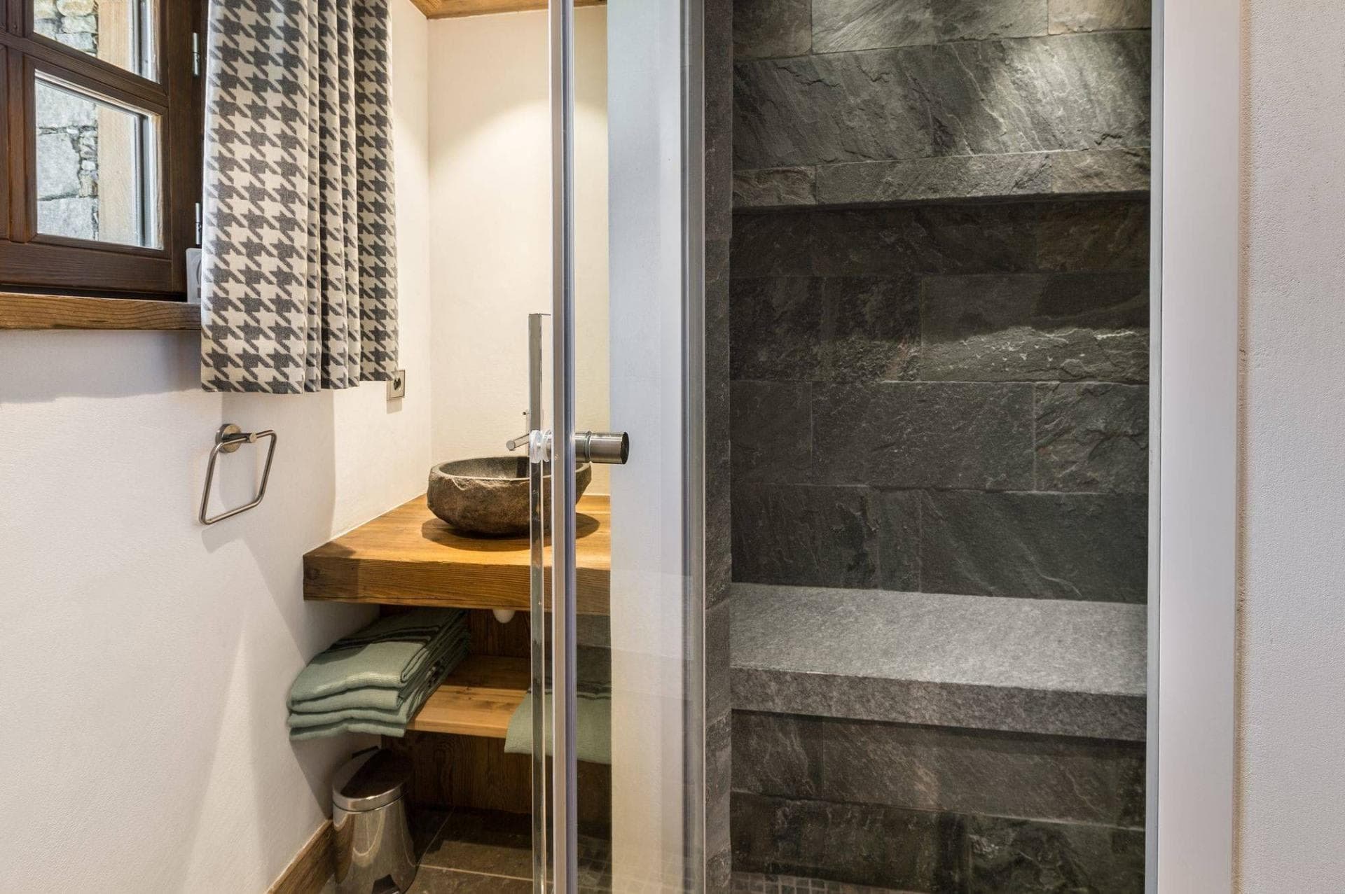 Ground-floor hammam