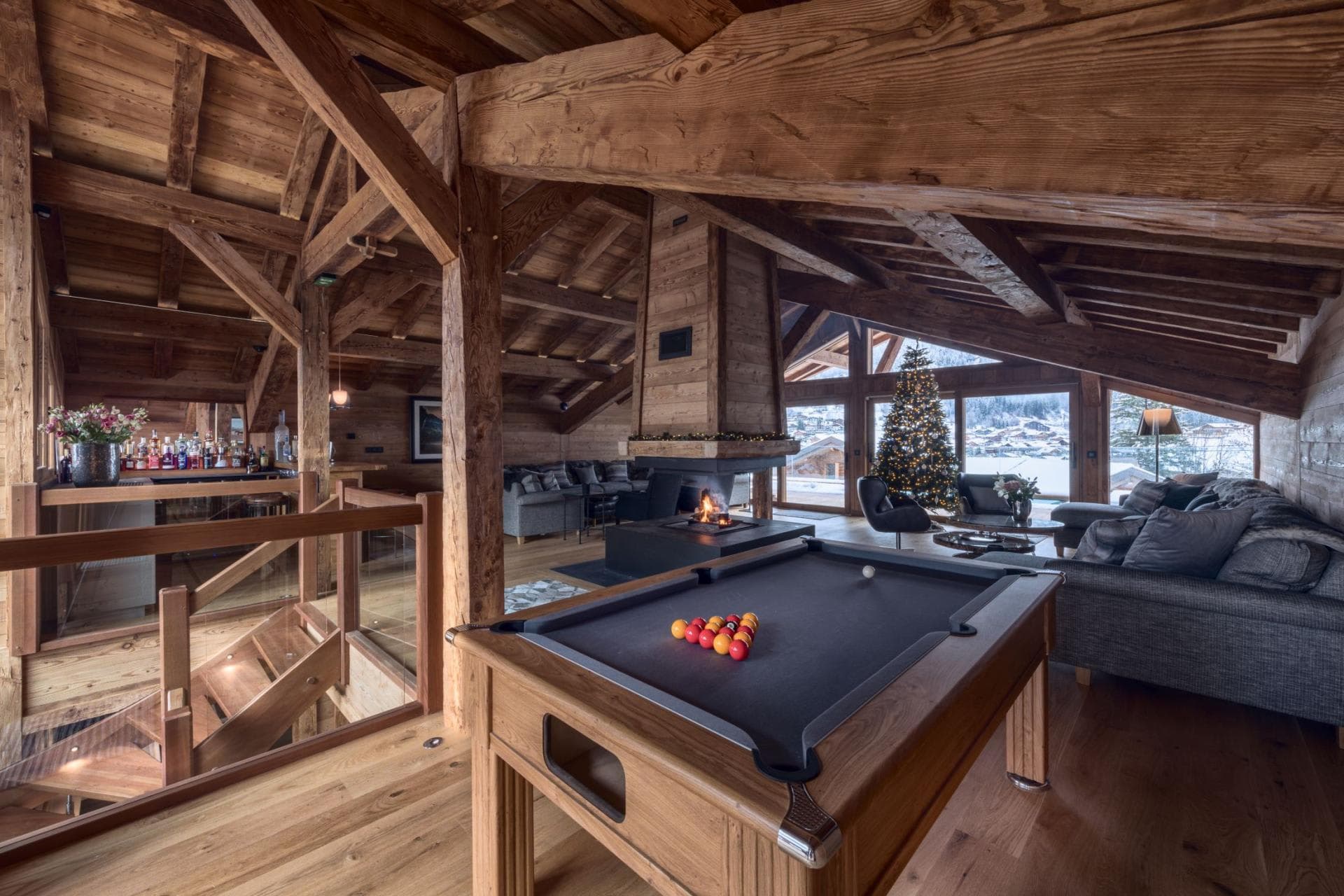 A floor made for entertaining