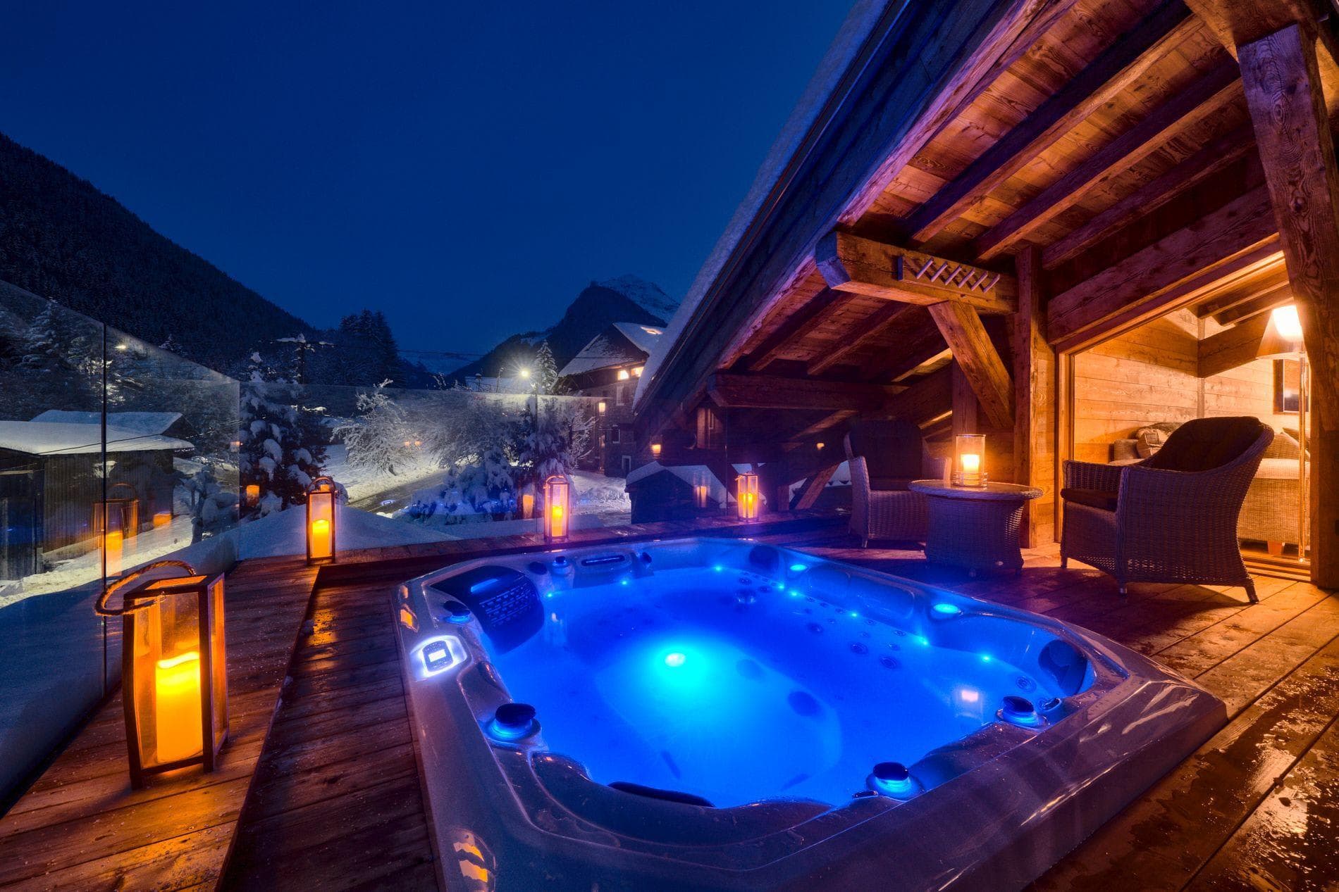 Roof-top hot-tub views