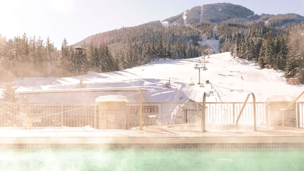 Heated pool and hot tub with ski-in/ski-out access to Whistler Blackcomb